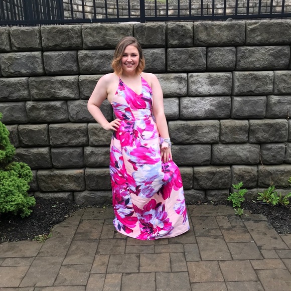 Meet your Posher, Alex - Picture 7 of 10